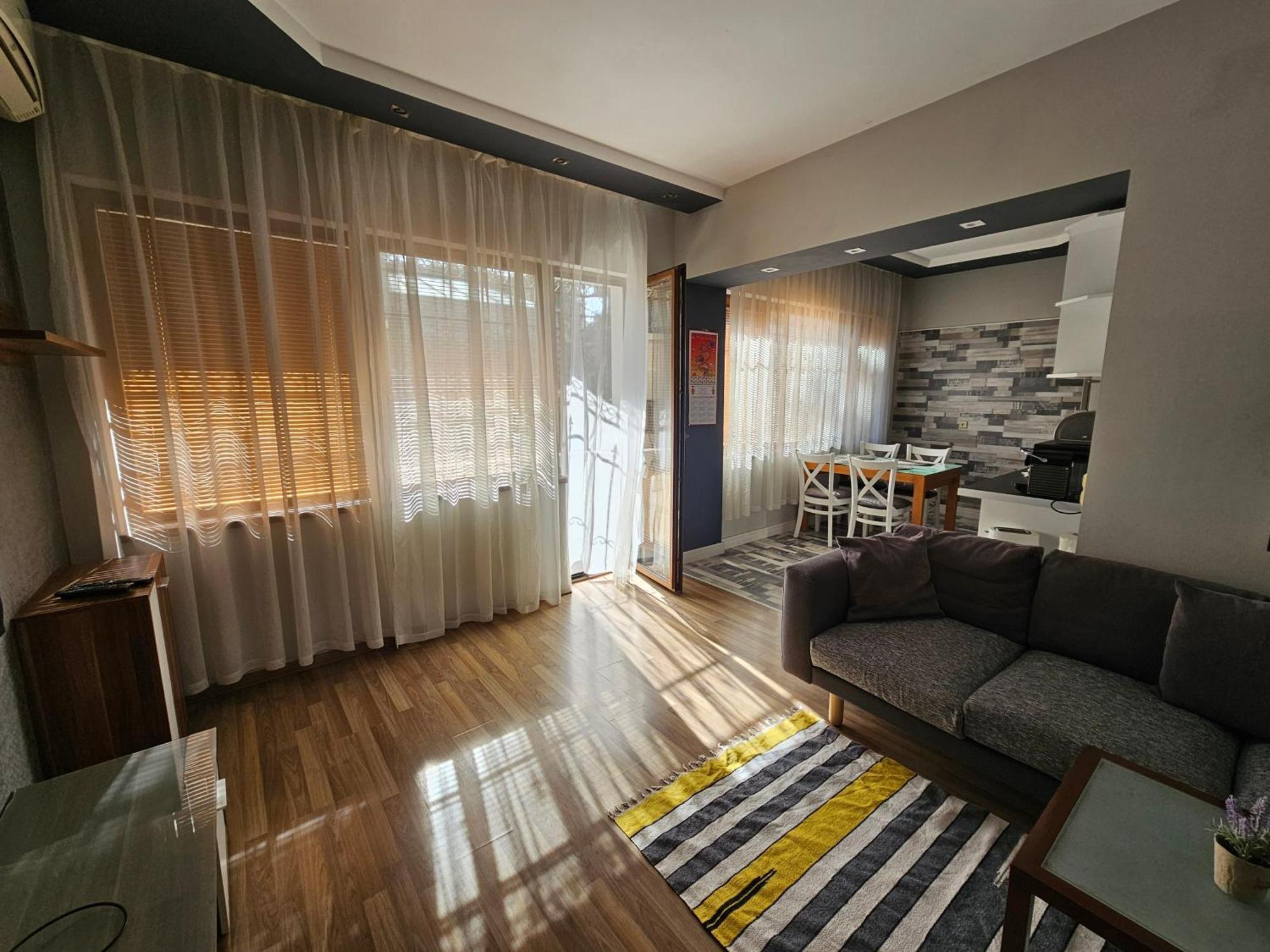 Apartament Grey